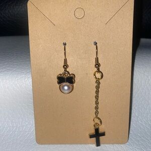 🖤 (2 for $15) Handmade Cross & Pearl/Bow Earrings
